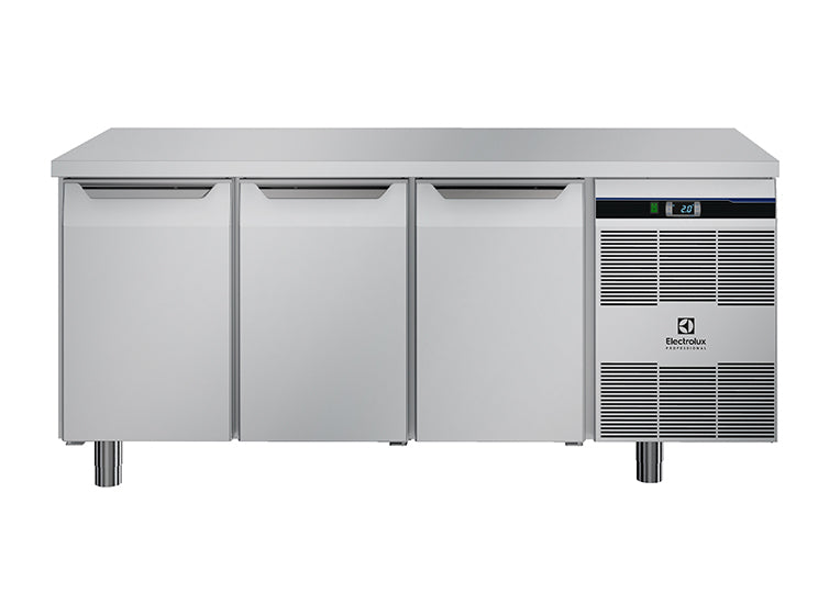 Digital Cabinets 3-door Refrigerated Counter,-2+8° C