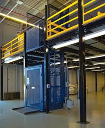 Hydraulic Goods Lift